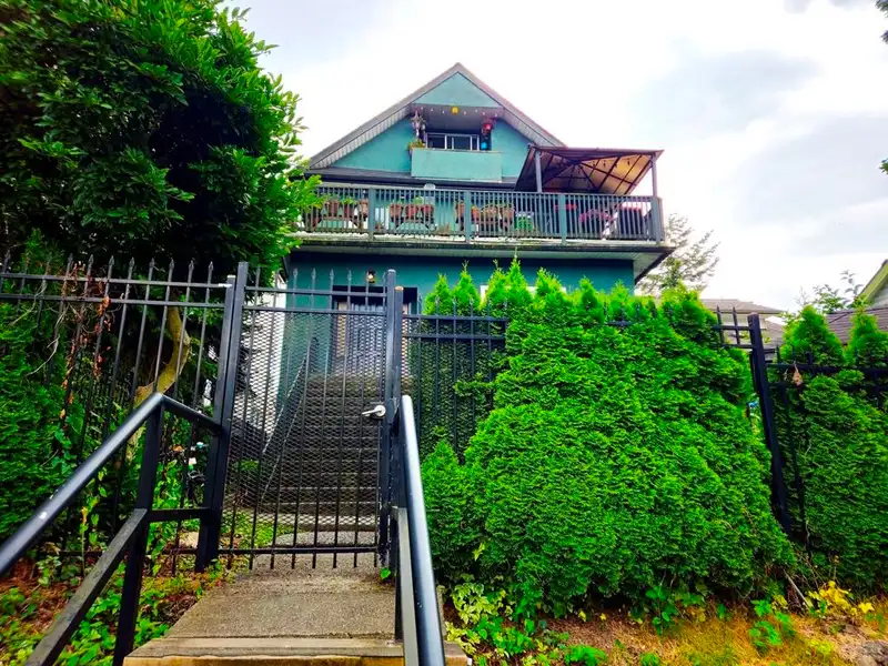 1244 E 8TH AVENUE - photo 1 of 1