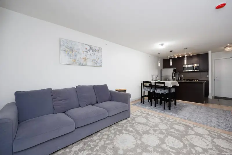 1103 2979 GLEN DRIVE - photo 3 of 23