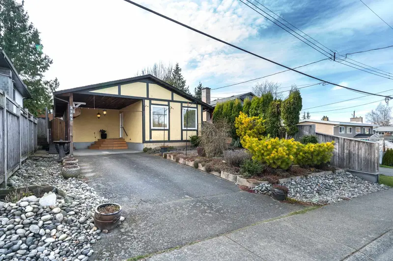 3363 271A STREET - photo 2 of 25