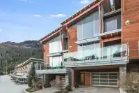 34 8400 ASHLEIGH MCIVOR DRIVE - thumbnail 2