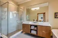 34 8400 ASHLEIGH MCIVOR DRIVE - thumbnail 32