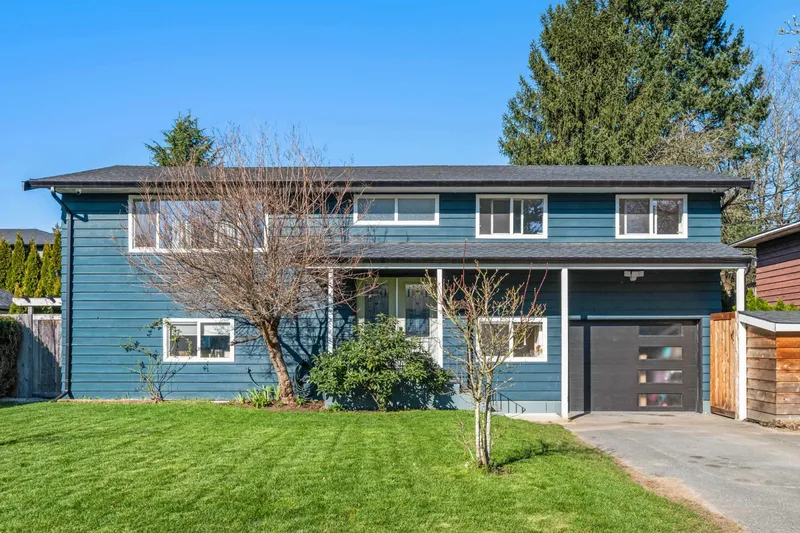 21635 123 AVENUE - photo 2 of 25