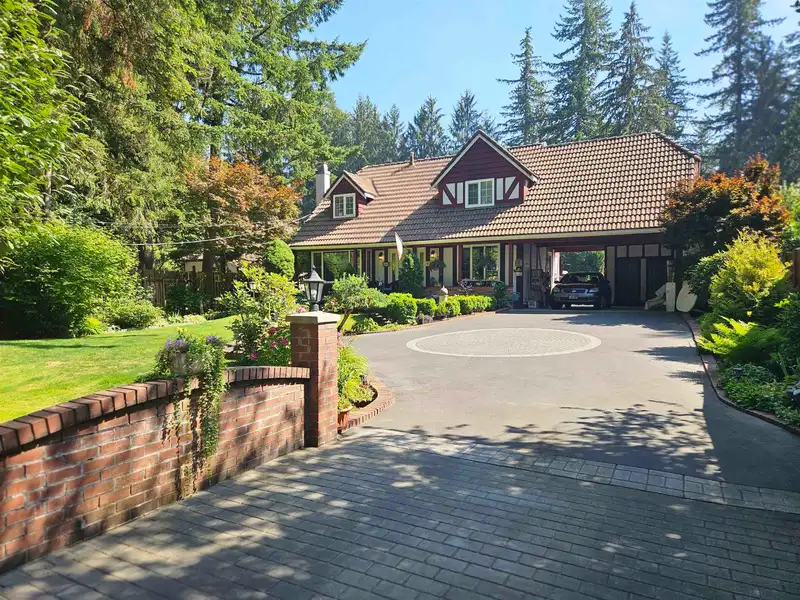 23242 130 AVENUE - photo 1 of 40