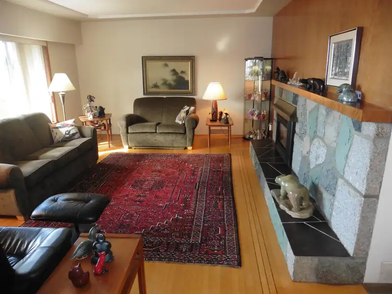 4861 MCKEE PLACE - photo 3 of 38