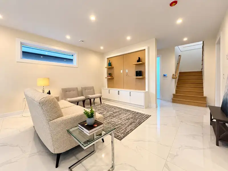 4246 WILLIAMS ROAD - photo 3 of 22