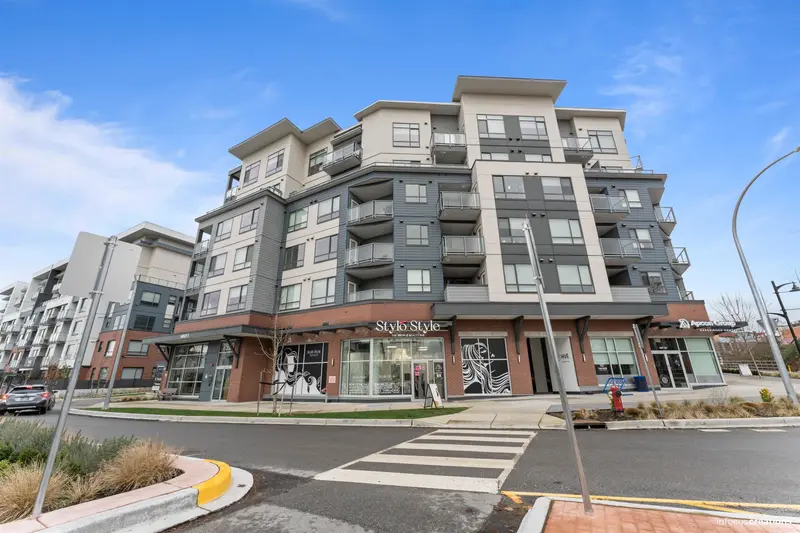 316 7920 206 STREET - photo 1 of 25