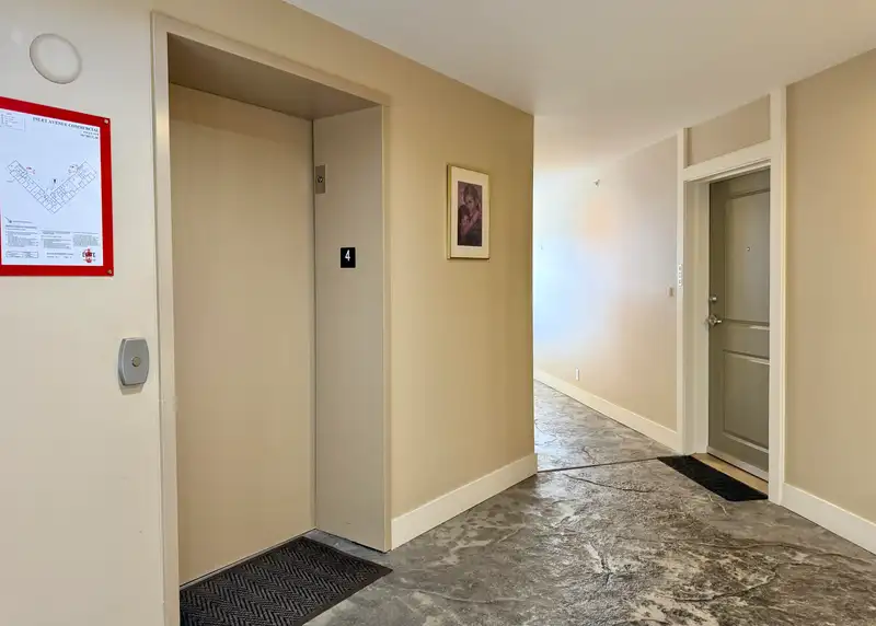 404 5631 INLET AVENUE - photo 4 of 33