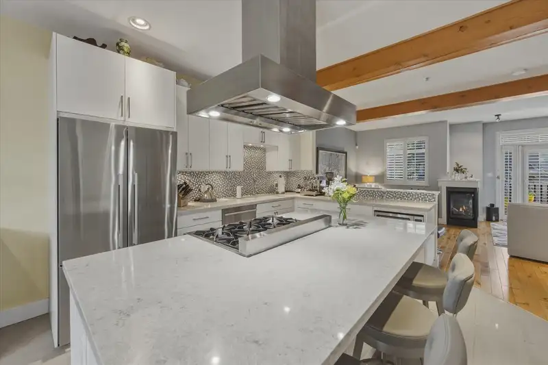 24 39758 GOVERNMENT ROAD - photo 3 of 39