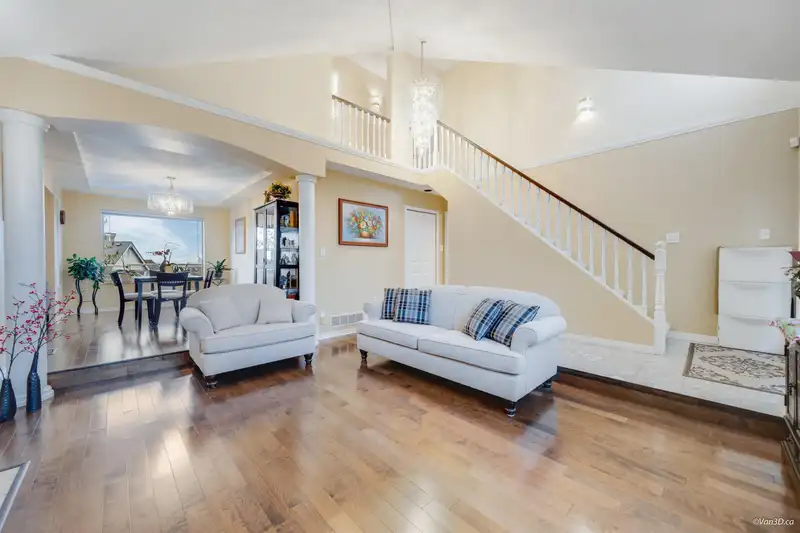 2659 FORTRESS DRIVE - photo 4 of 40