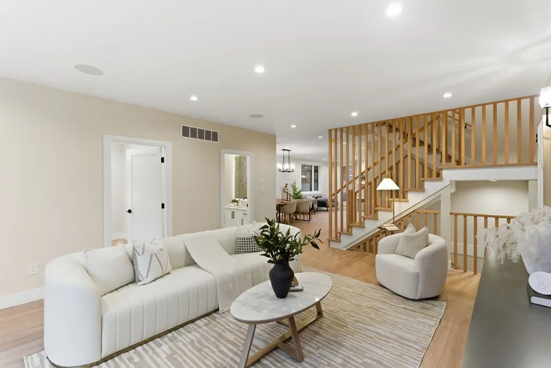 2 8408 17TH AVENUE - photo 2 of 25