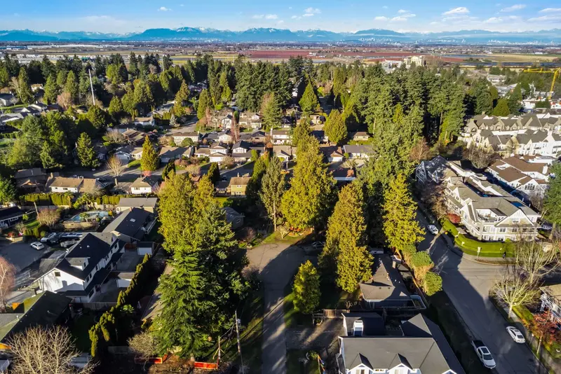 1317 MALIBU PLACE - photo 3 of 7