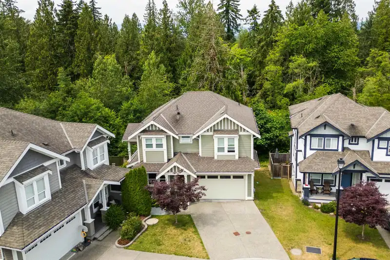 24283 104A AVENUE - photo 2 of 40
