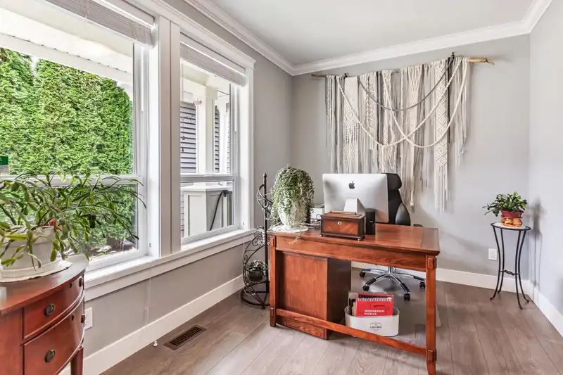 24283 104A AVENUE - photo 4 of 40