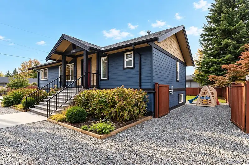 1032 GLENAYRE DRIVE - photo 3 of 25