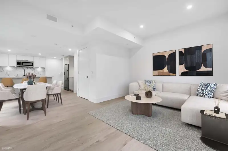 108 2085 E 1 AVENUE - photo 1 of 31