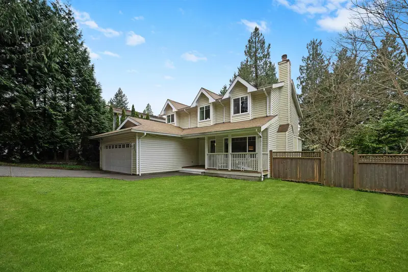 5636 MARINE DRIVE - photo 2 of 25