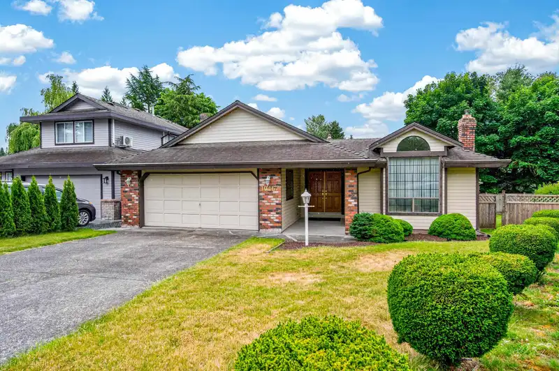 10467 GLENBROOK GROVE - photo 1 of 40