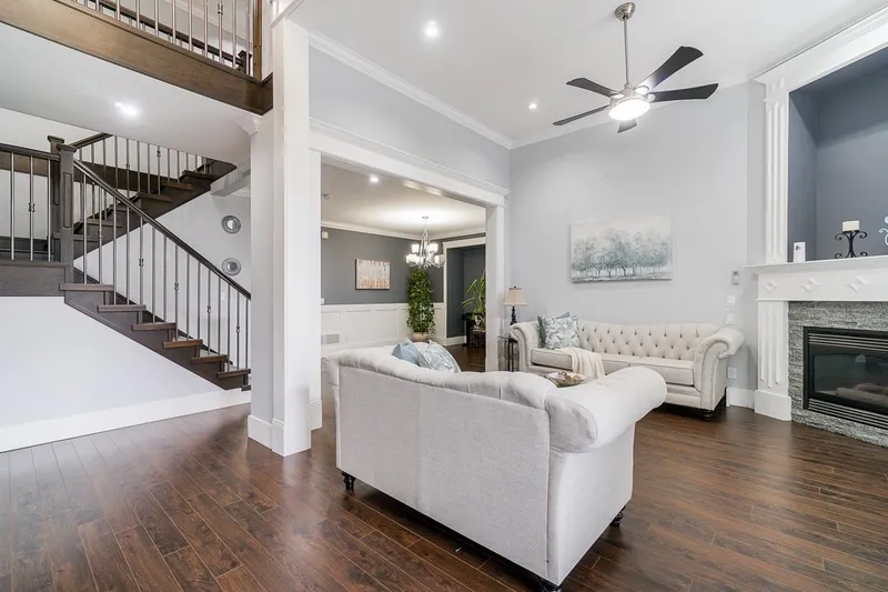 17742 102 AVENUE - photo 3 of 25