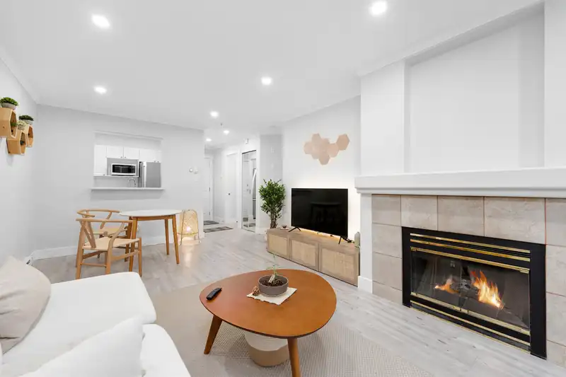109 9979 140 STREET - photo 1 of 28