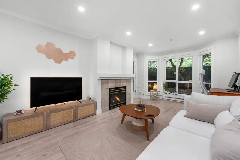 109 9979 140 STREET - photo 2 of 28