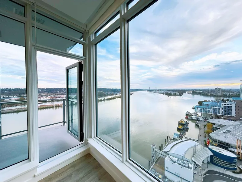 1802 680 QUAYSIDE DRIVE - photo 3 of 25