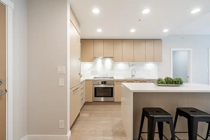 322 3563 ROSS DRIVE - photo 4 of 38