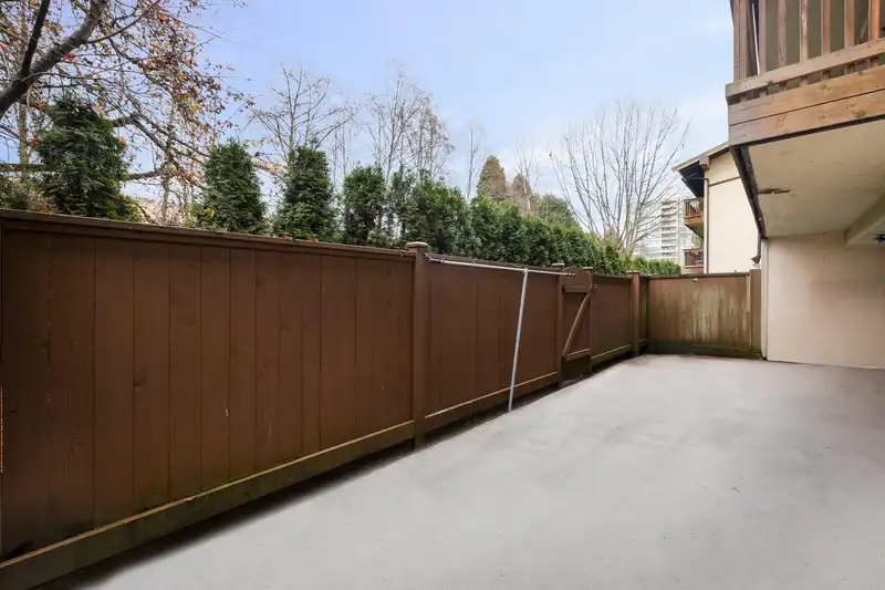 103 14945 100 AVENUE - photo 3 of 15
