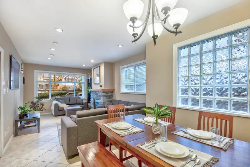 4355 ALBERT STREET - photo 2 of 36