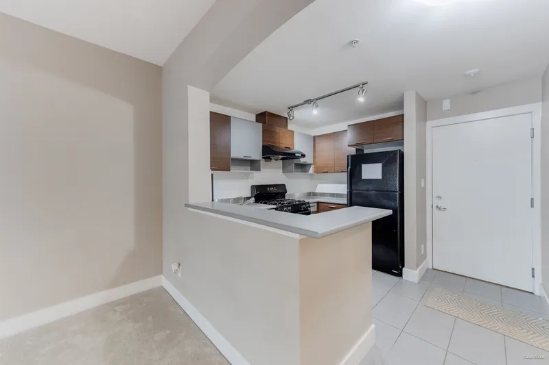 201 9233 FERNDALE ROAD - photo 2 of 23