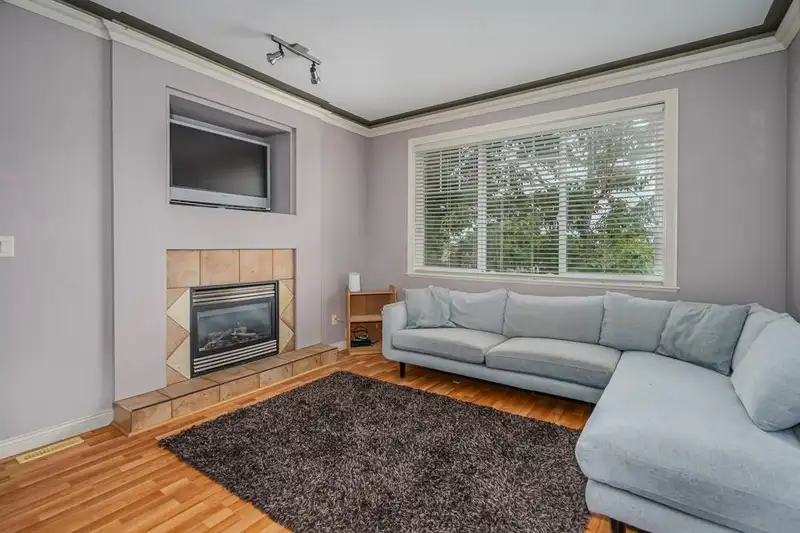 4040 OLD CLAYBURN ROAD - photo 3 of 26