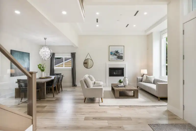 3282 WELLINGTON STREET - photo 3 of 40
