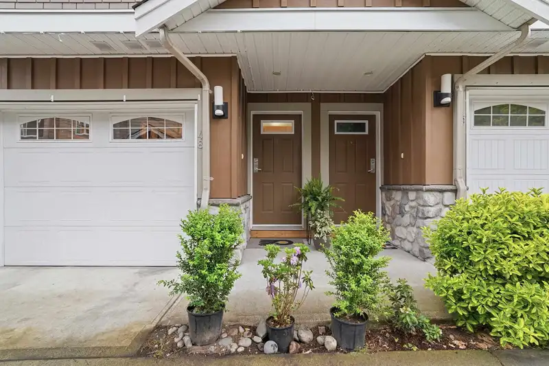 48 3009 156 STREET - photo 2 of 33