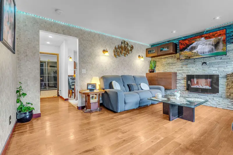 18296 BAYARD PLACE - photo 3 of 21