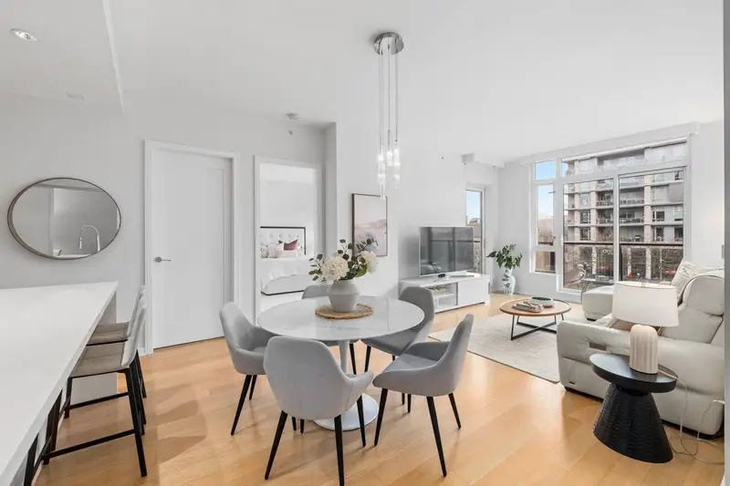 302 1625 MANITOBA STREET - photo 3 of 25