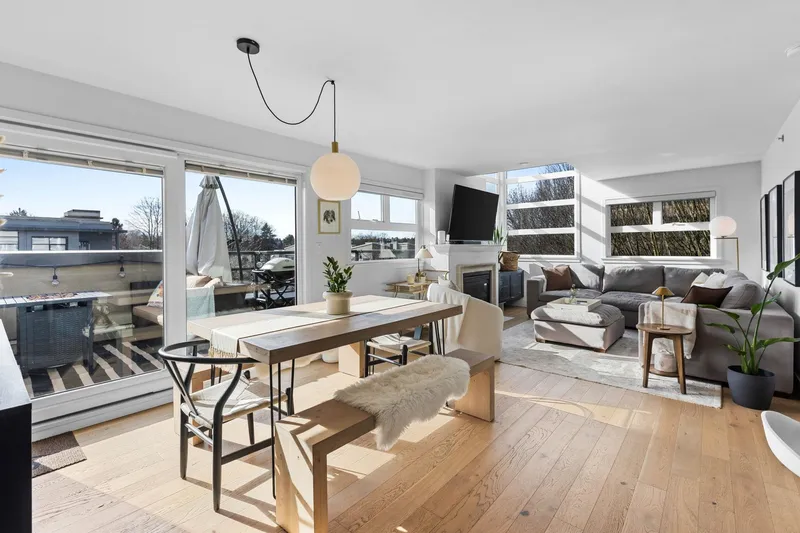 406 2181 W 12TH AVENUE - photo 3 of 25