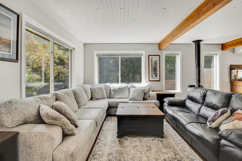 1320 EAGLE CLIFF ROAD - photo 3 of 32