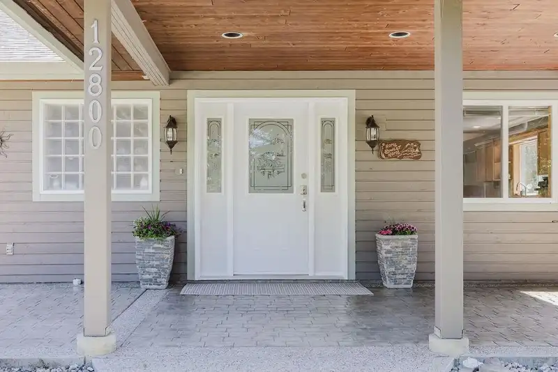 12800 MAINSAIL ROAD - photo 4 of 40
