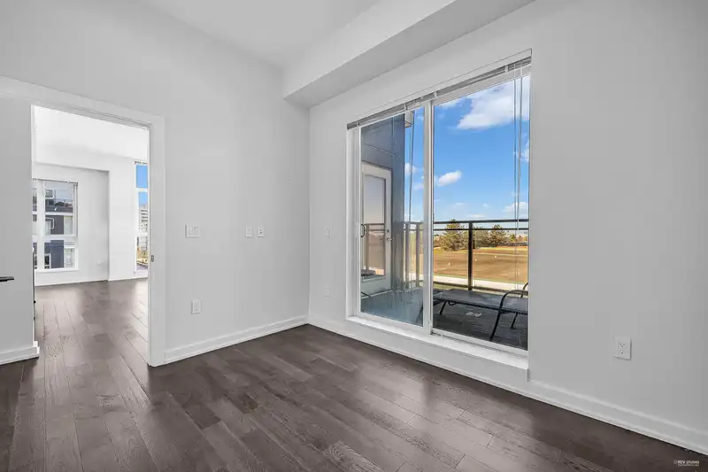 606 5311 CEDARBRIDGE WAY - photo 4 of 8