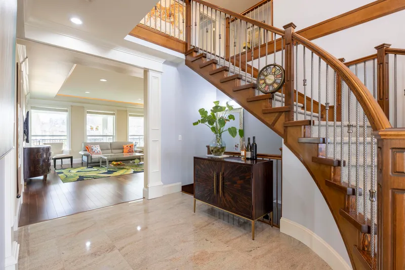 1059 CORNELL AVENUE - photo 2 of 25