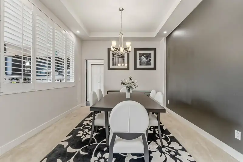 8256 TRONDHEIM DRIVE - photo 4 of 38