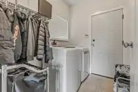 8256 TRONDHEIM DRIVE - thumbnail 33