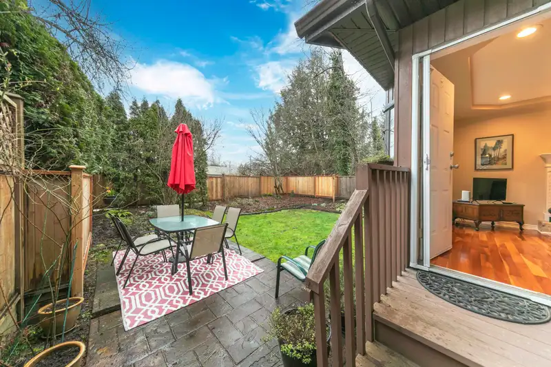 4721 VILLAGE DRIVE - photo 2 of 23