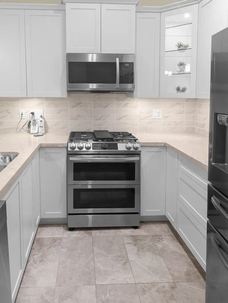 608 20376 86 AVENUE - photo 3 of 24