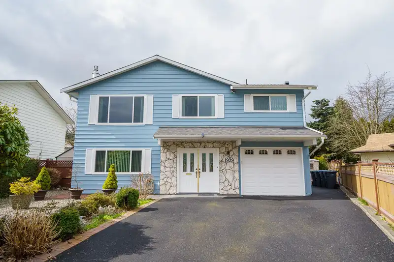 1929 HOMFELD PLACE - photo 1 of 40