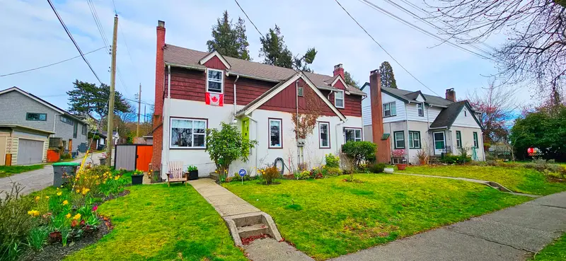 5284 EAST BOULEVARD - photo 3 of 25