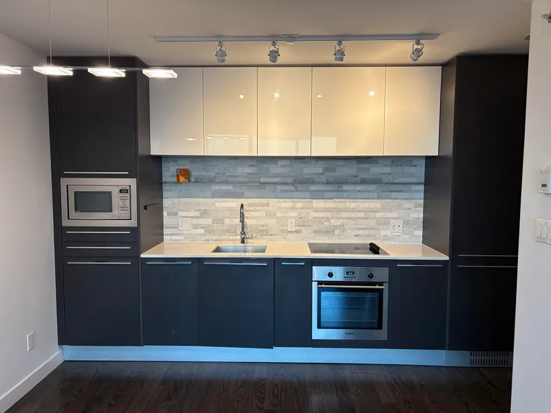 2005 8131 NUNAVUT LANE - photo 3 of 15