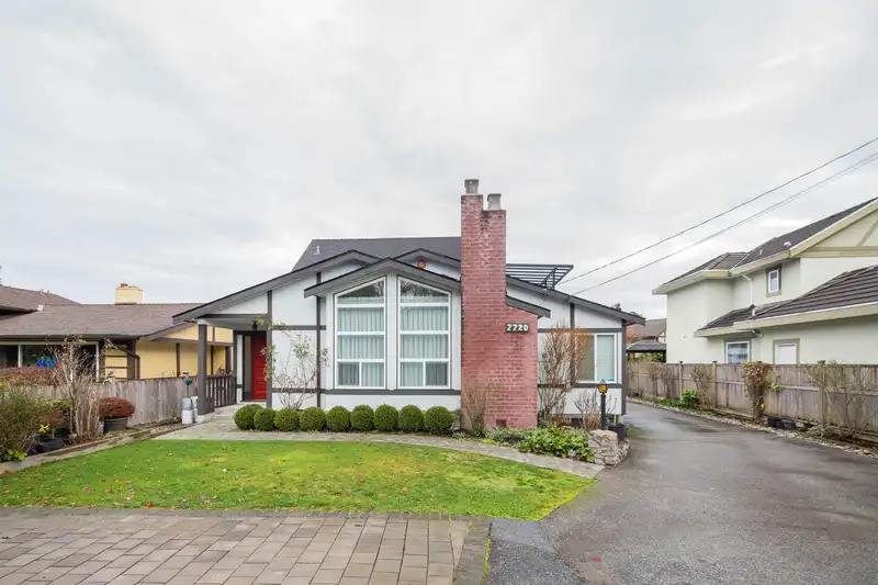 7720 NO. 1 ROAD - photo 1 of 27