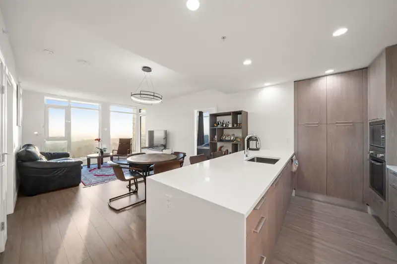 2403 6398 SILVER AVENUE - photo 4 of 30