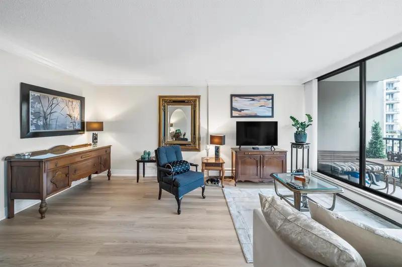 502 710 SEVENTH AVENUE - photo 1 of 25