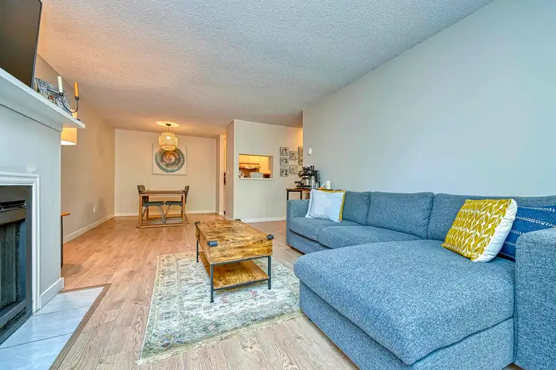 113 7431 BLUNDELL ROAD - photo 4 of 22